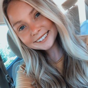 Meet your Posher, Hailey